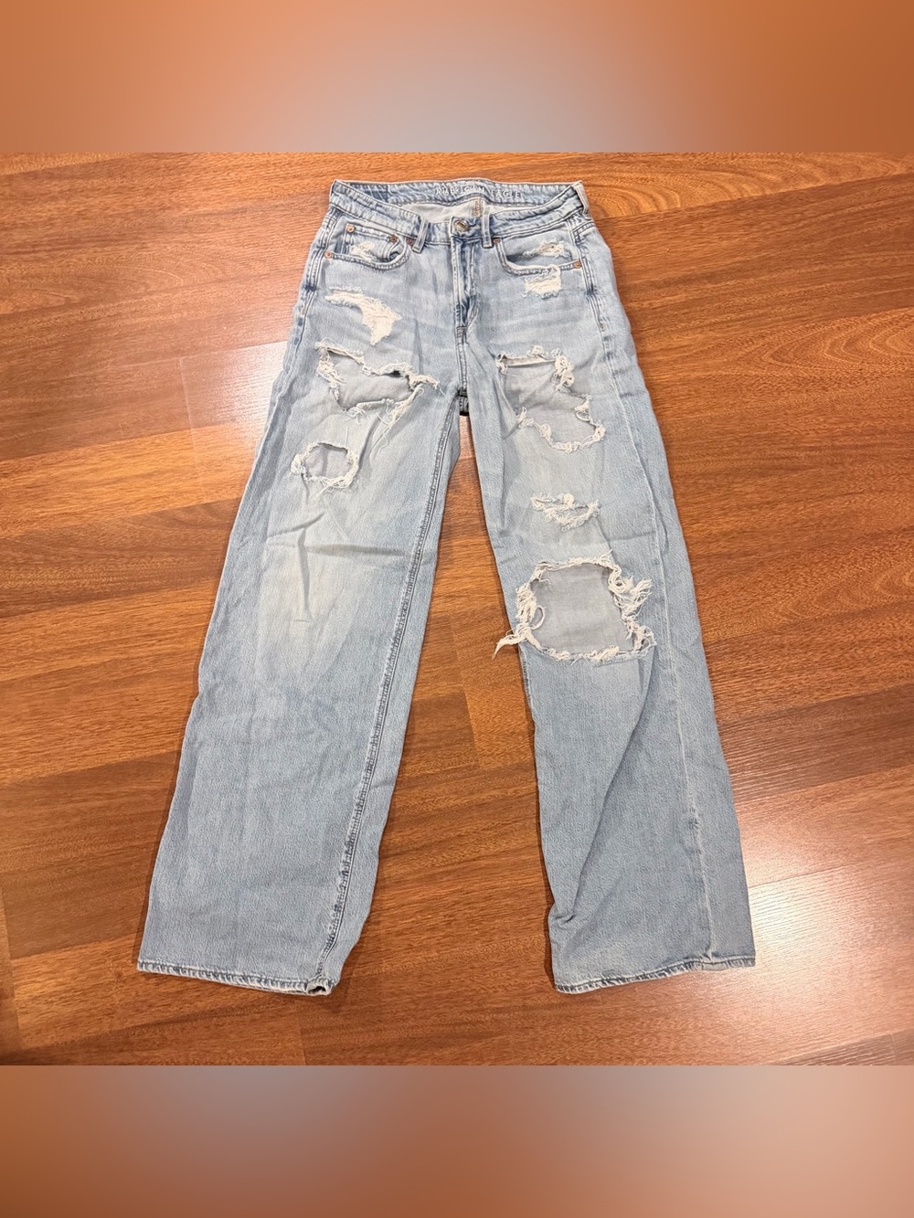 American Eagle Skater Jeans Womens 2 Light Wash Distressed Baggy Wide Leg Y2K